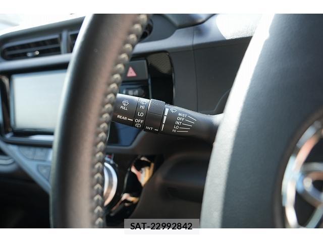 Toyota AQUA 2016-10 8875355-9