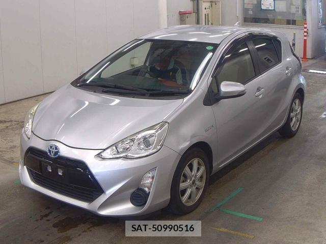 Toyota AQUA 2015-12 8875440-3