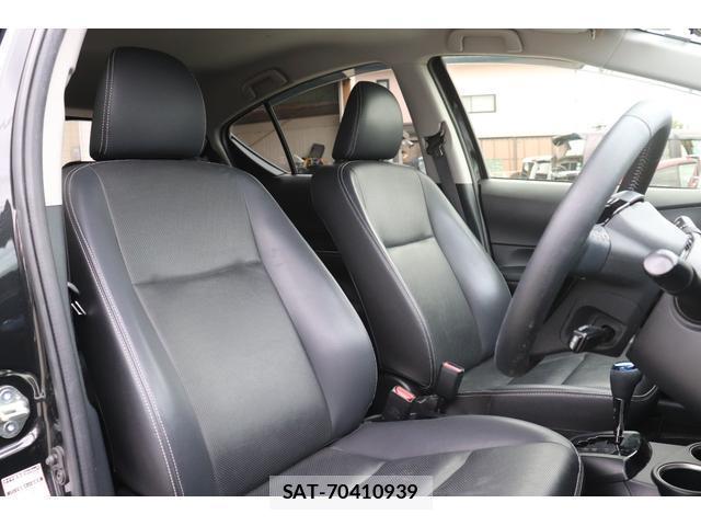 Toyota AQUA 2019-03 8875466-5