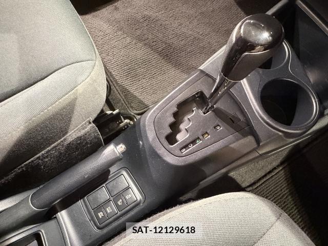 Toyota AQUA 2019-08 8875642-15