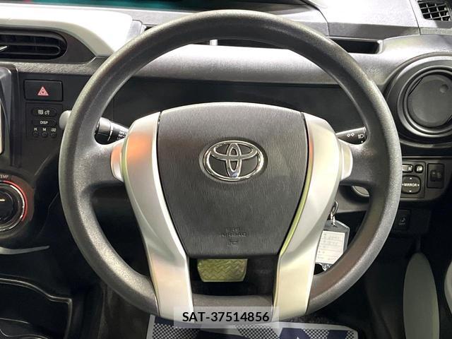 Toyota AQUA 2012-05 8875696-10