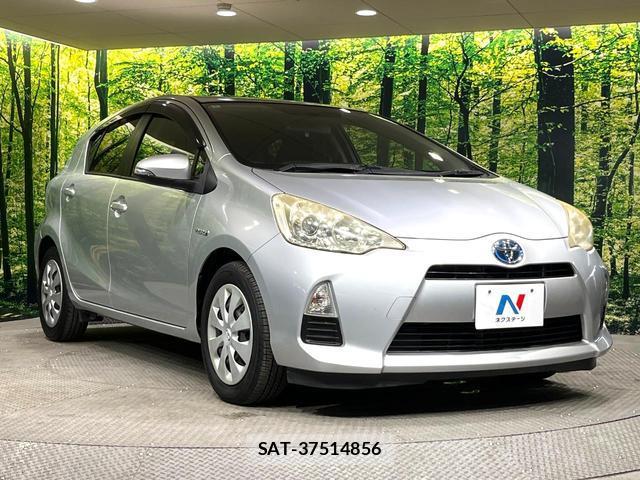 Toyota AQUA 2012-05 8875696-15