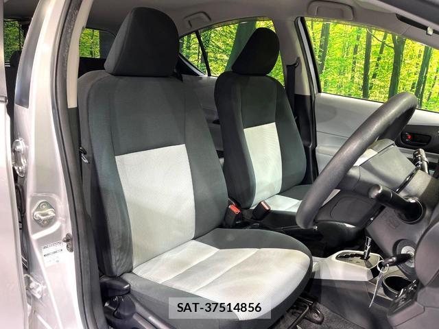 Toyota AQUA 2012-05 8875696-7