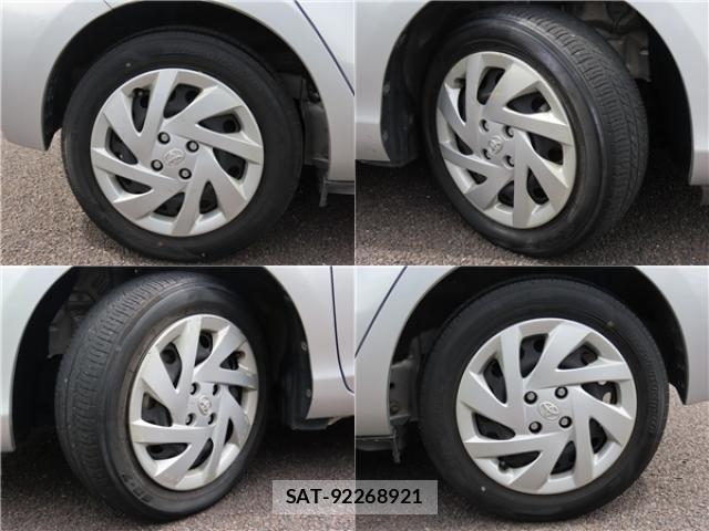 Toyota AQUA 2015-03 8875848-7