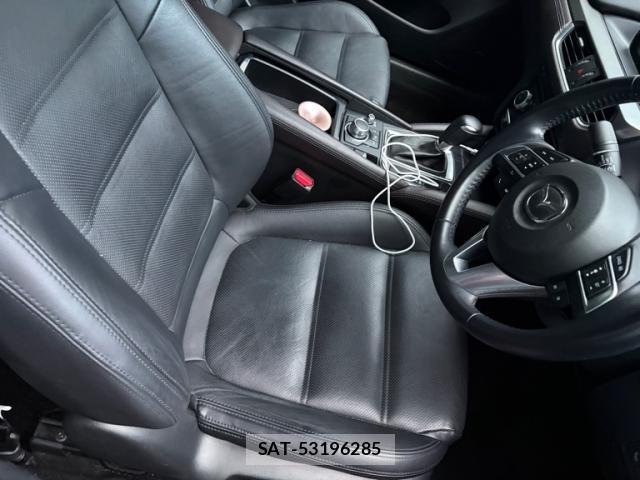 Mazda ATENZA 2015-01 8873656-5