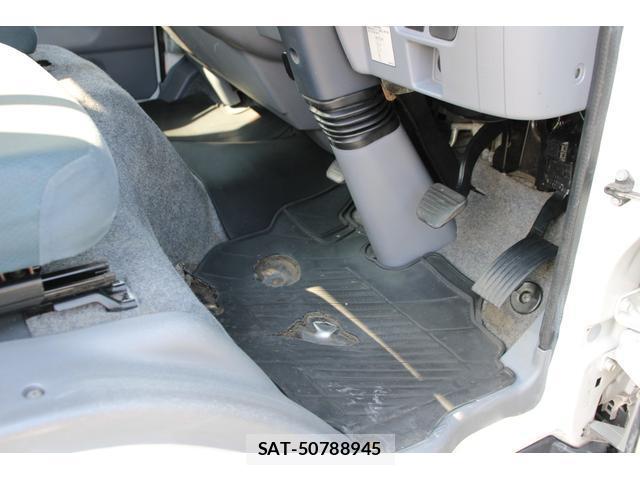 Nissan ATLAS 2015-12 8873817-17