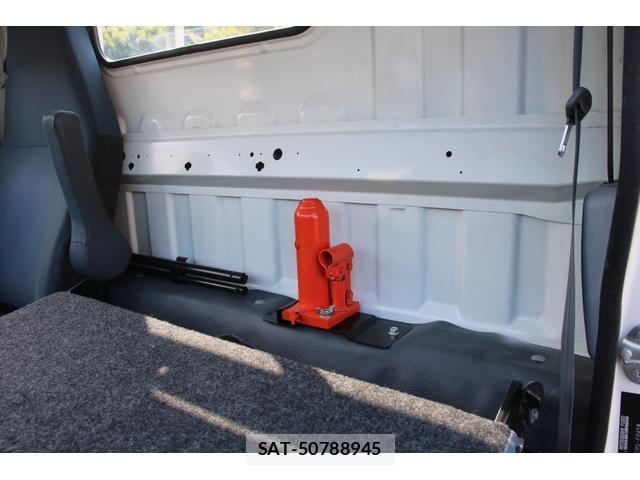 Nissan ATLAS 2015-12 8873817-19