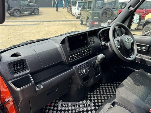 Daihatsu ATRAI 2023-07 8874101-3