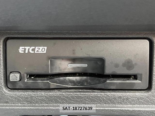 Nissan AURA 2023-02 8872573-4