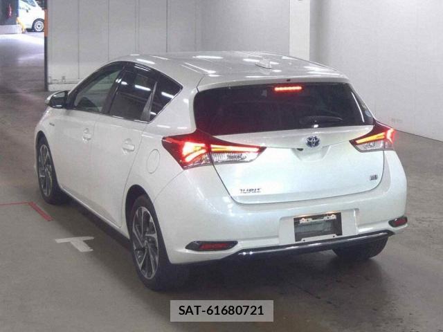 Toyota AURIS 2016-06 8875455-1