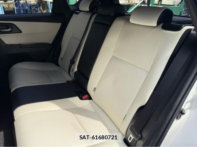 Toyota AURIS 2016-06 8875455-11