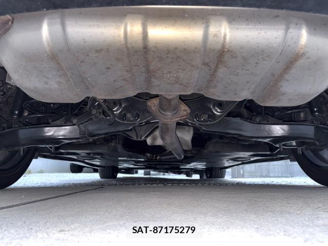 Mazda AXELA SPORT 2015-01 8872778-11