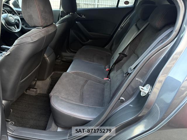 Mazda AXELA SPORT 2015-01 8872778-4