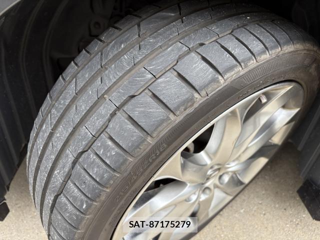 Mazda AXELA SPORT 2015-01 8872778-9
