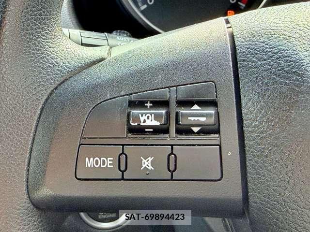Mazda AXELA SPORT 2011-09 8873885-10