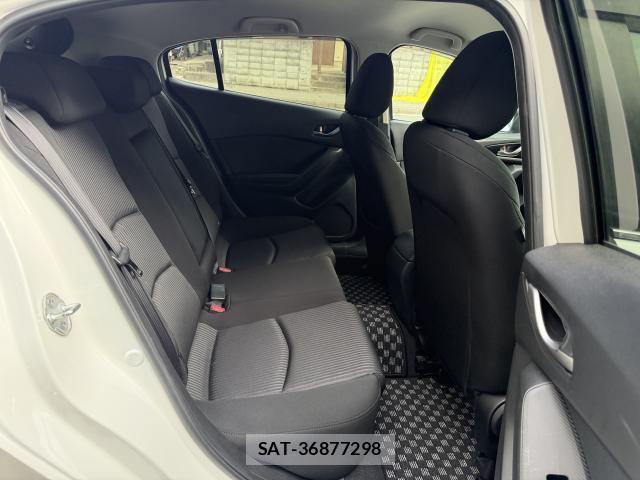 Mazda AXELA SPORT 2014-04 8873886-3