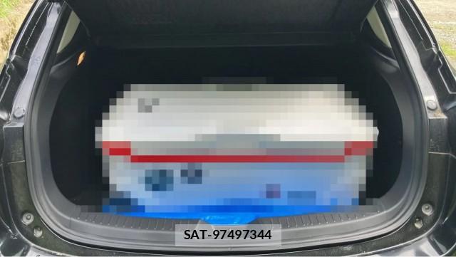 Mazda AXELA SPORT 2014-09 8874401-17