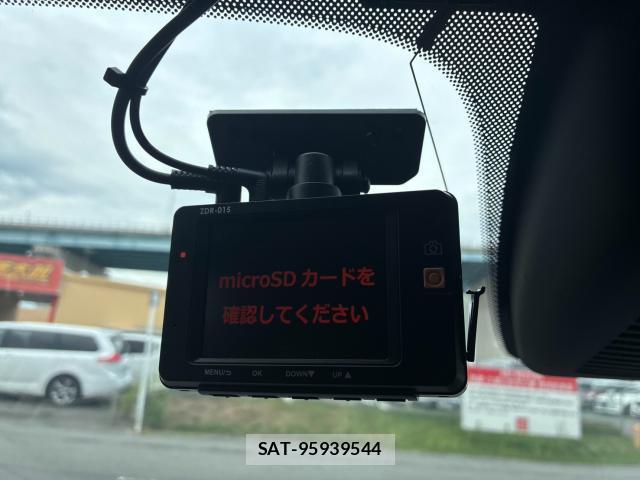 Mazda AXELA SPORT 2019-02 8875089-17