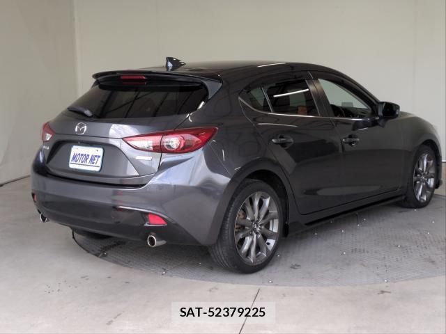 Mazda AXELA SPORT 2015-09 8875166-1