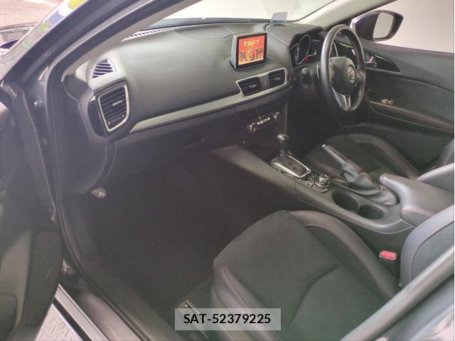 Mazda AXELA SPORT 2015-09 8875166-14
