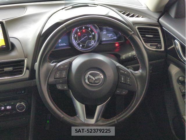 Mazda AXELA SPORT 2015-09 8875166-17