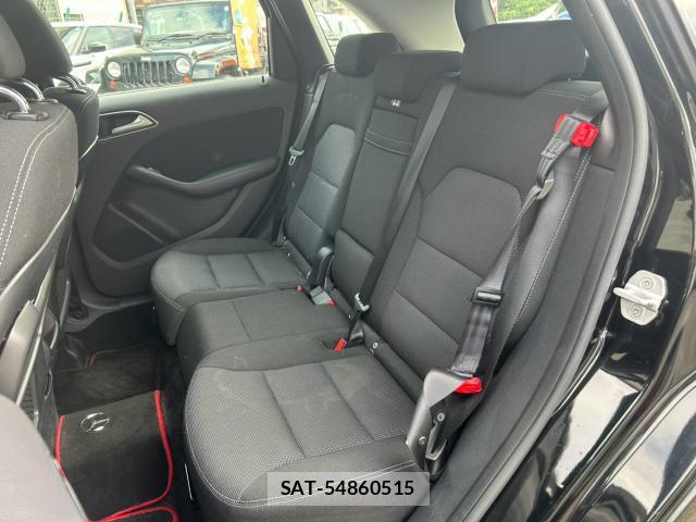 Mercedes Benz B-CLASS 2015-04 8875527-6