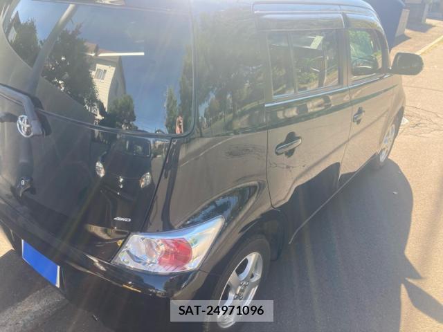 Toyota BB 2010-03 8873369-3