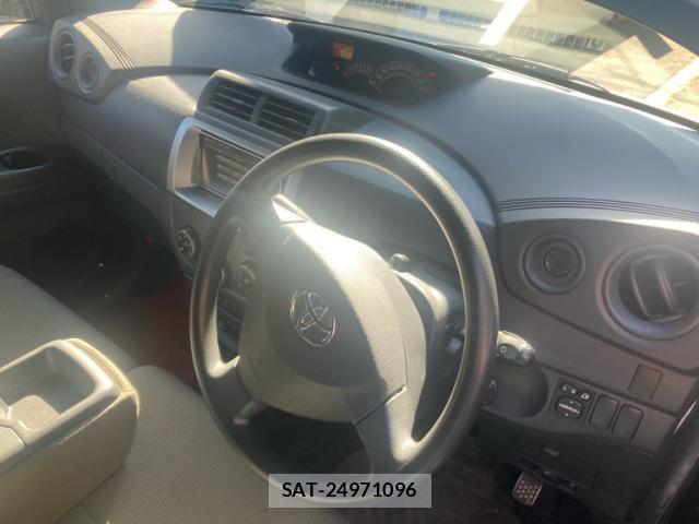 Toyota BB 2010-03 8873369-4