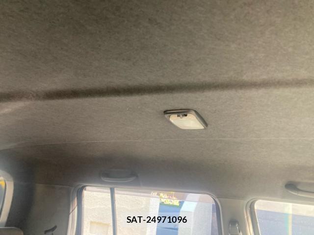 Toyota BB 2010-03 8873369-5