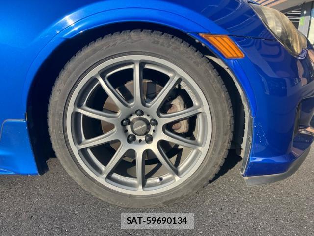 Subaru BRZ 2013-08 8873462-12