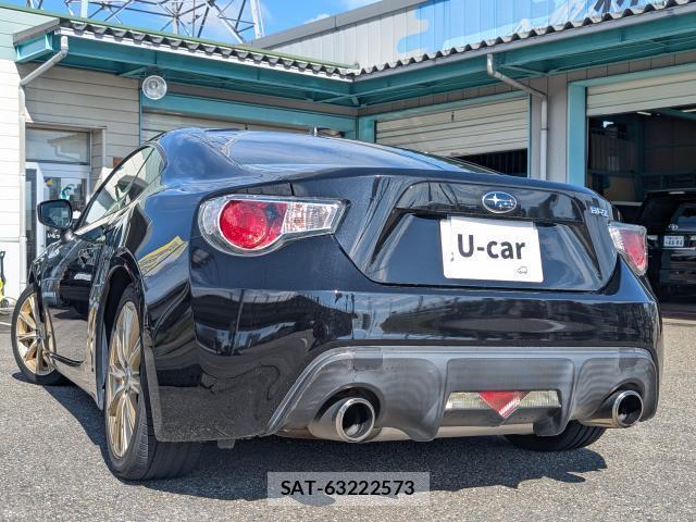 Subaru BRZ 2012-04 8875734-1