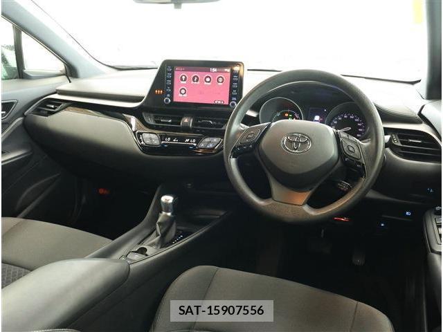 Toyota C-HR 2021-06 8872734-1