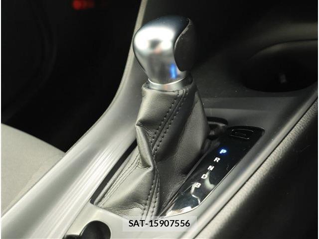 Toyota C-HR 2021-06 8872734-10