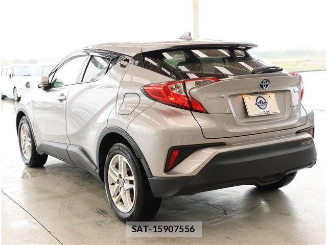Toyota C-HR 2021-06 8872734-15