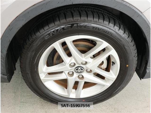 Toyota C-HR 2021-06 8872734-19