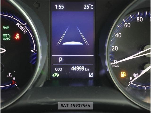 Toyota C-HR 2021-06 8872734-8