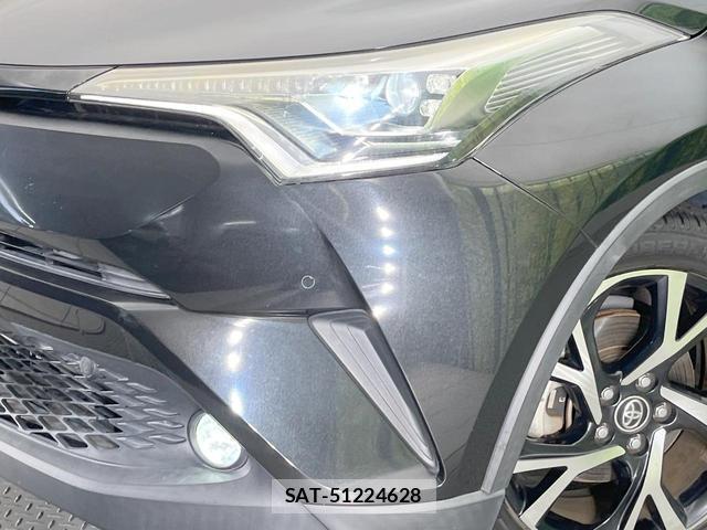 Toyota C-HR 2017-08 8873578-11