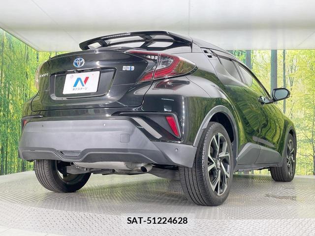 Toyota C-HR 2017-08 8873578-16