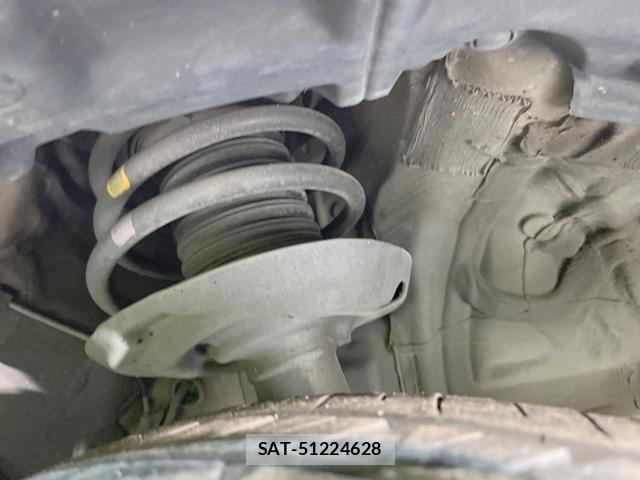 Toyota C-HR 2017-08 8873578-19