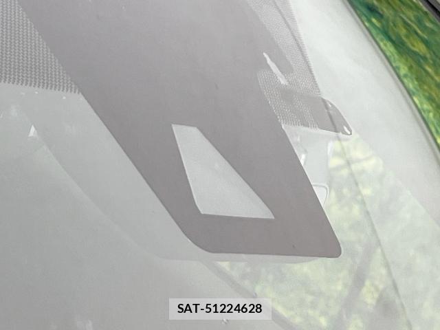 Toyota C-HR 2017-08 8873578-3