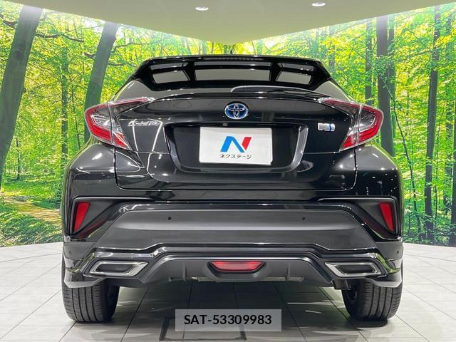 Toyota C-HR 2017-02 8873602-14