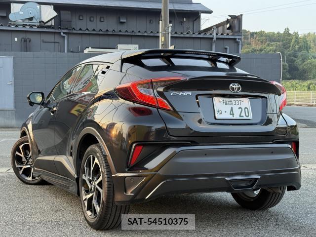Toyota C-HR 2019-03 8873830-1