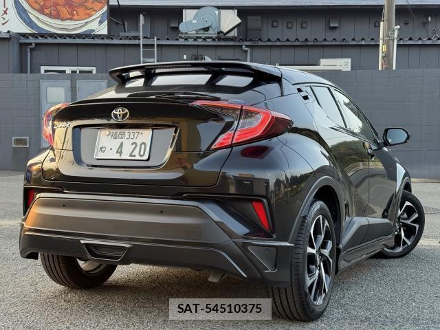 Toyota C-HR 2019-03 8873830-3
