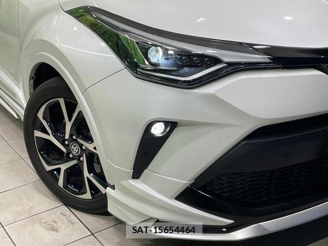 Toyota C-HR 2019-11 8874165-12