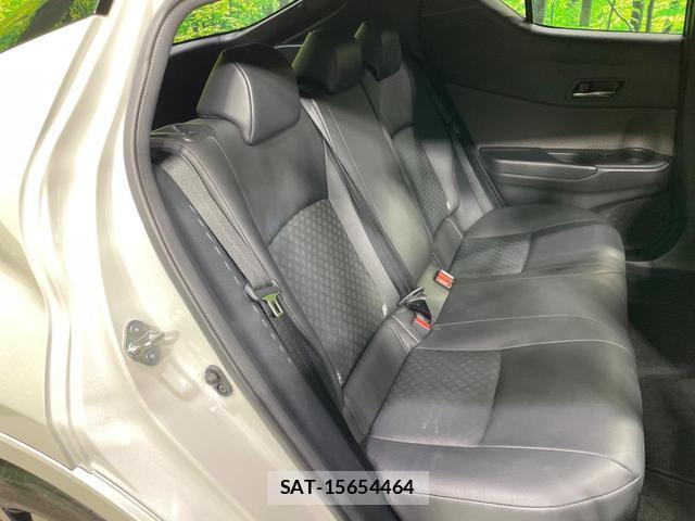 Toyota C-HR 2019-11 8874165-8