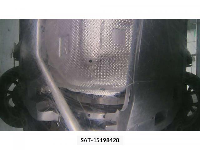 Toyota C-HR 2018-06 8874517-11