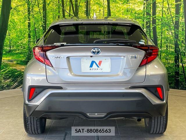 Toyota C-HR 2021-02 8866733-14