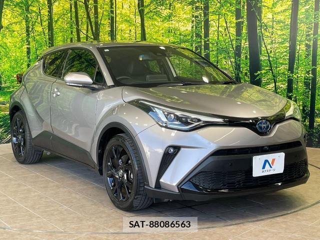Toyota C-HR 2021-02 8866733-15