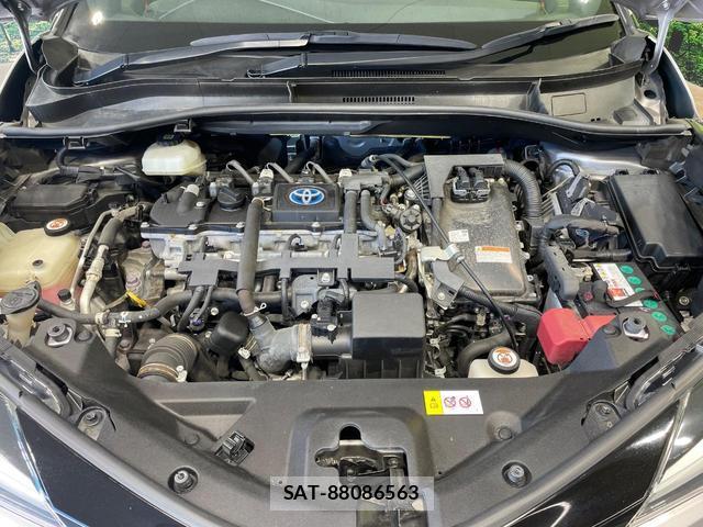 Toyota C-HR 2021-02 8866733-17