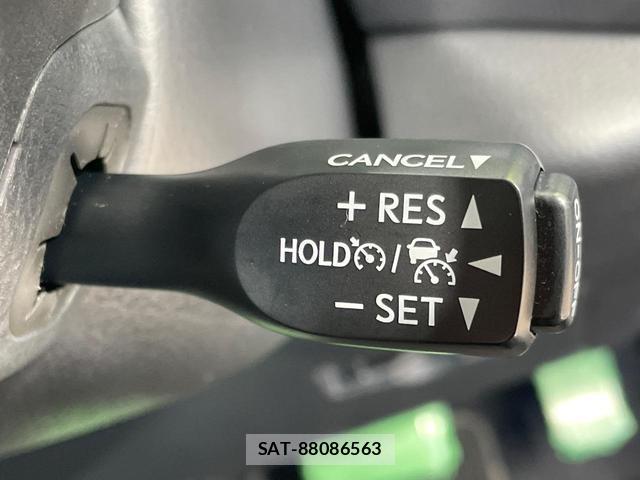 Toyota C-HR 2021-02 8866733-6